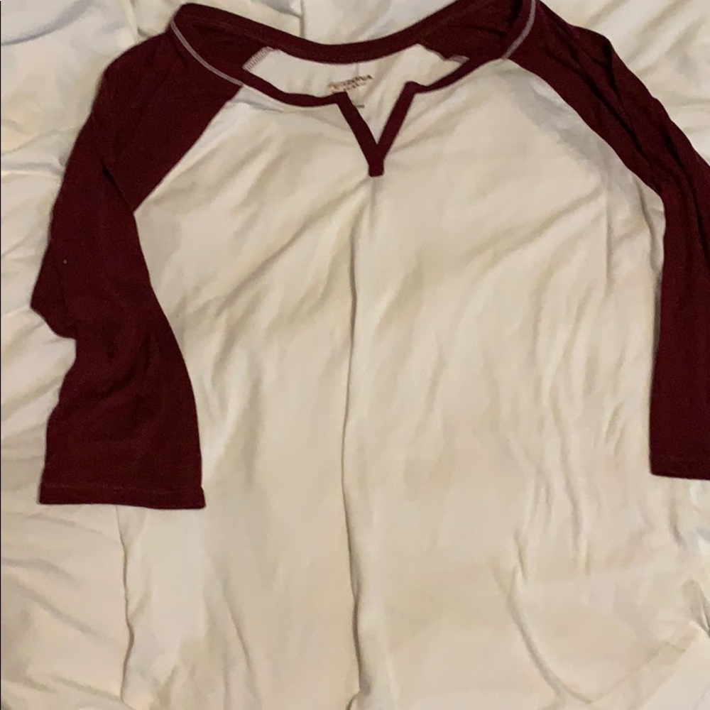 Baseball tee